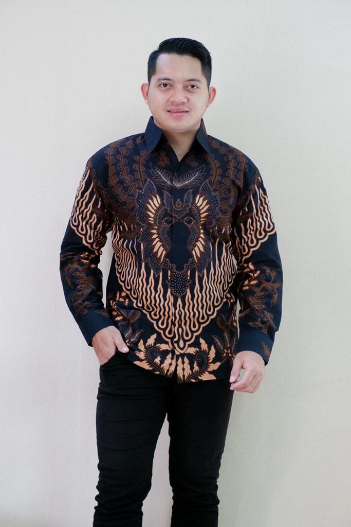 cover-ASTAGUNA Kemeja Batik Pria Solo Lengan Panjang Lapis Furing BY BATIKSOLOAMANAH-1