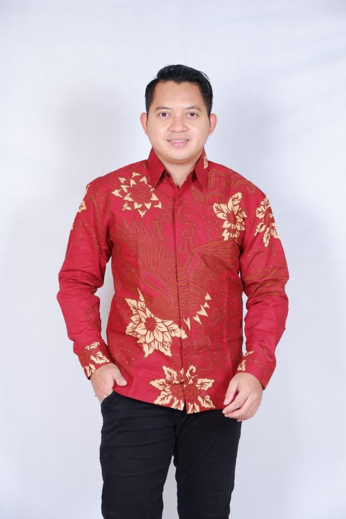 cover-KAMBOJA MERAH Kemeja Batik Pria Solo Lengan Panjang Lapis Furing BY BATIKSOLOAMANAH-1
