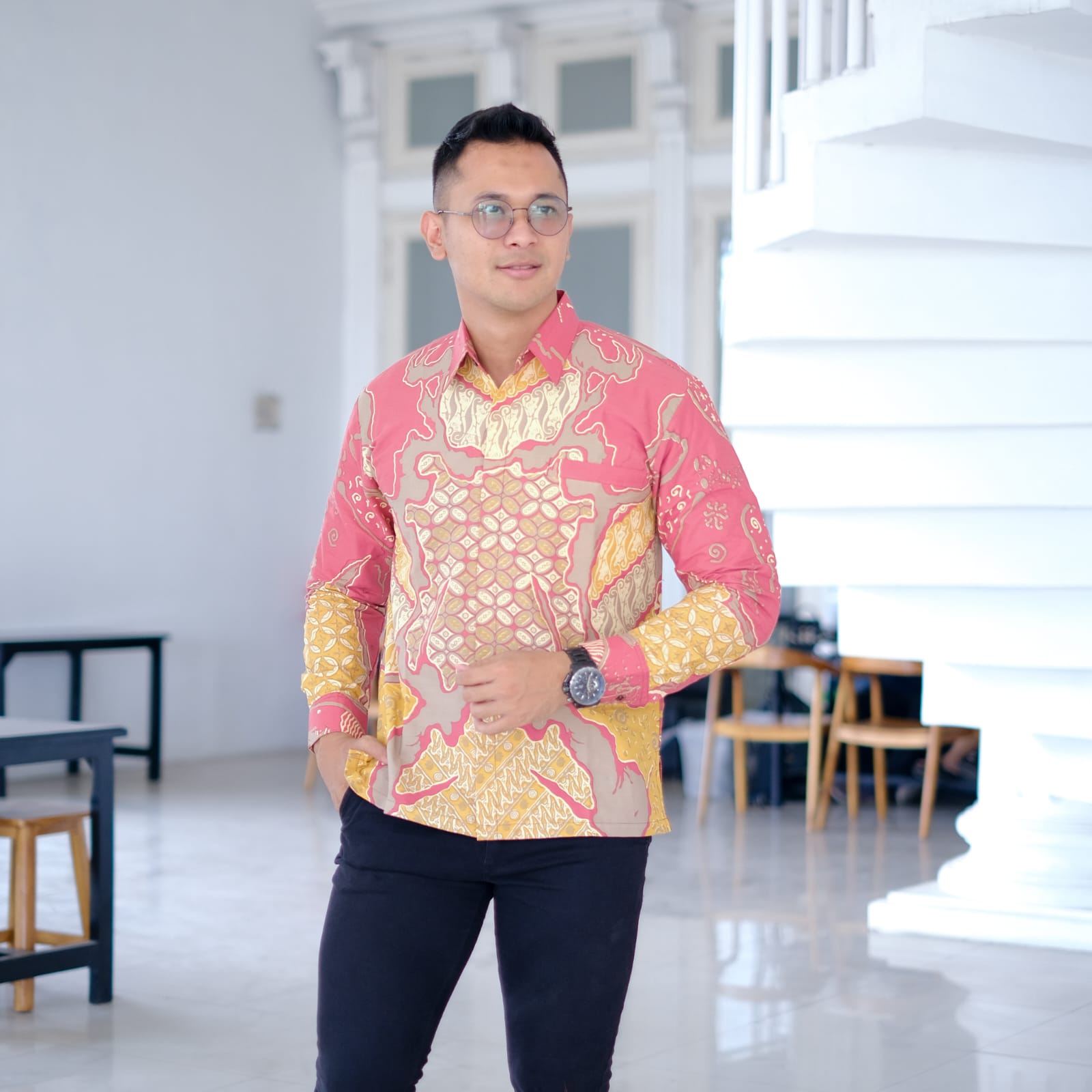 cover-KAWUNG CERAH Kemeja Batik Pria Solo Lengan Panjang Lapis Furing BY BATIKSOLOAMANAH-1