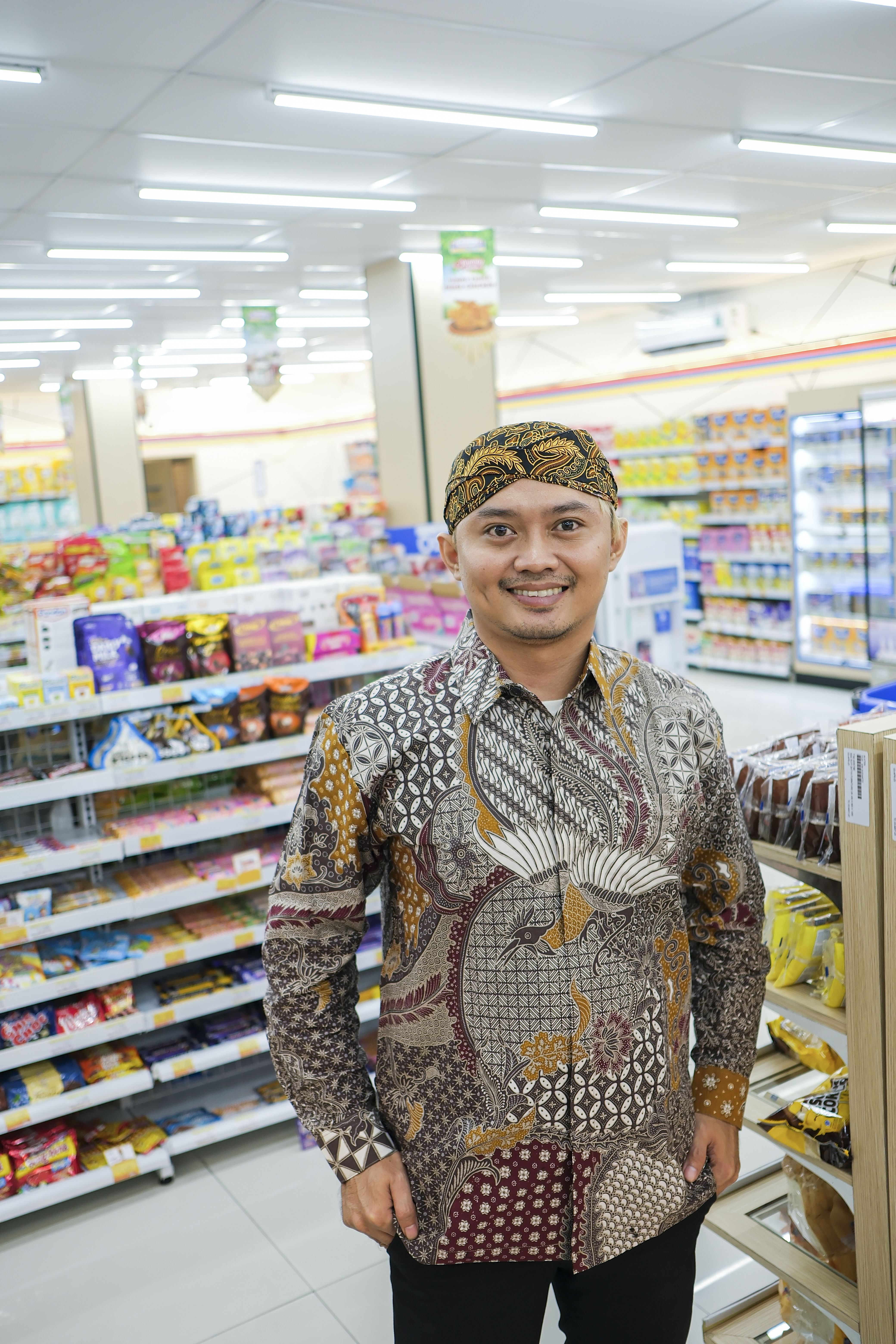 cover-MANUK KAWUNG PEKSI Kemeja Batik Pria Solo Lengan Panjang Lapis Furing BY Mbahblangkonsolo-1