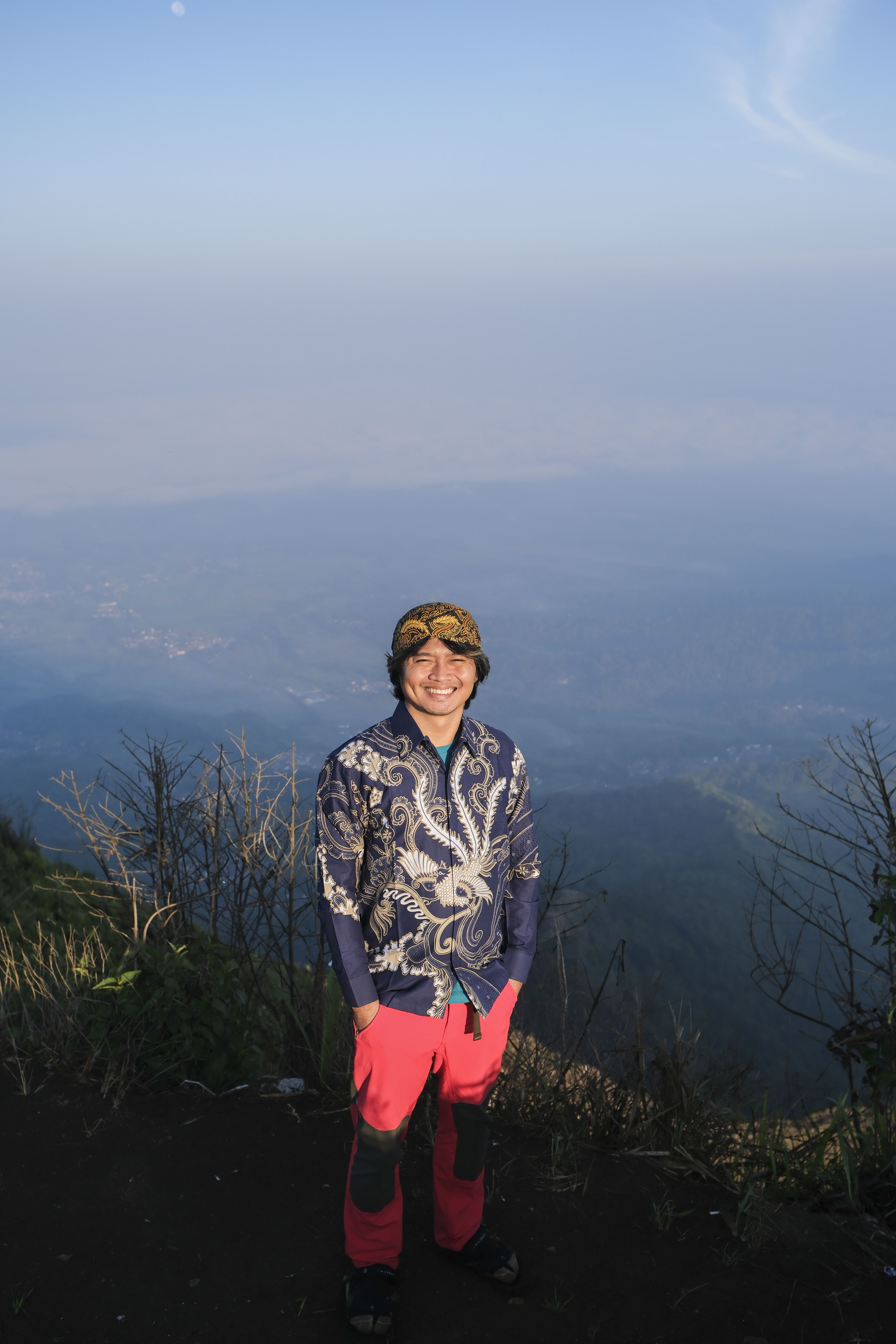 img-CENDRAWASIH NAVY Kemeja Batik Pria Solo Lengan Panjang Lapis Furing BY Mbahblangkonsolo-2