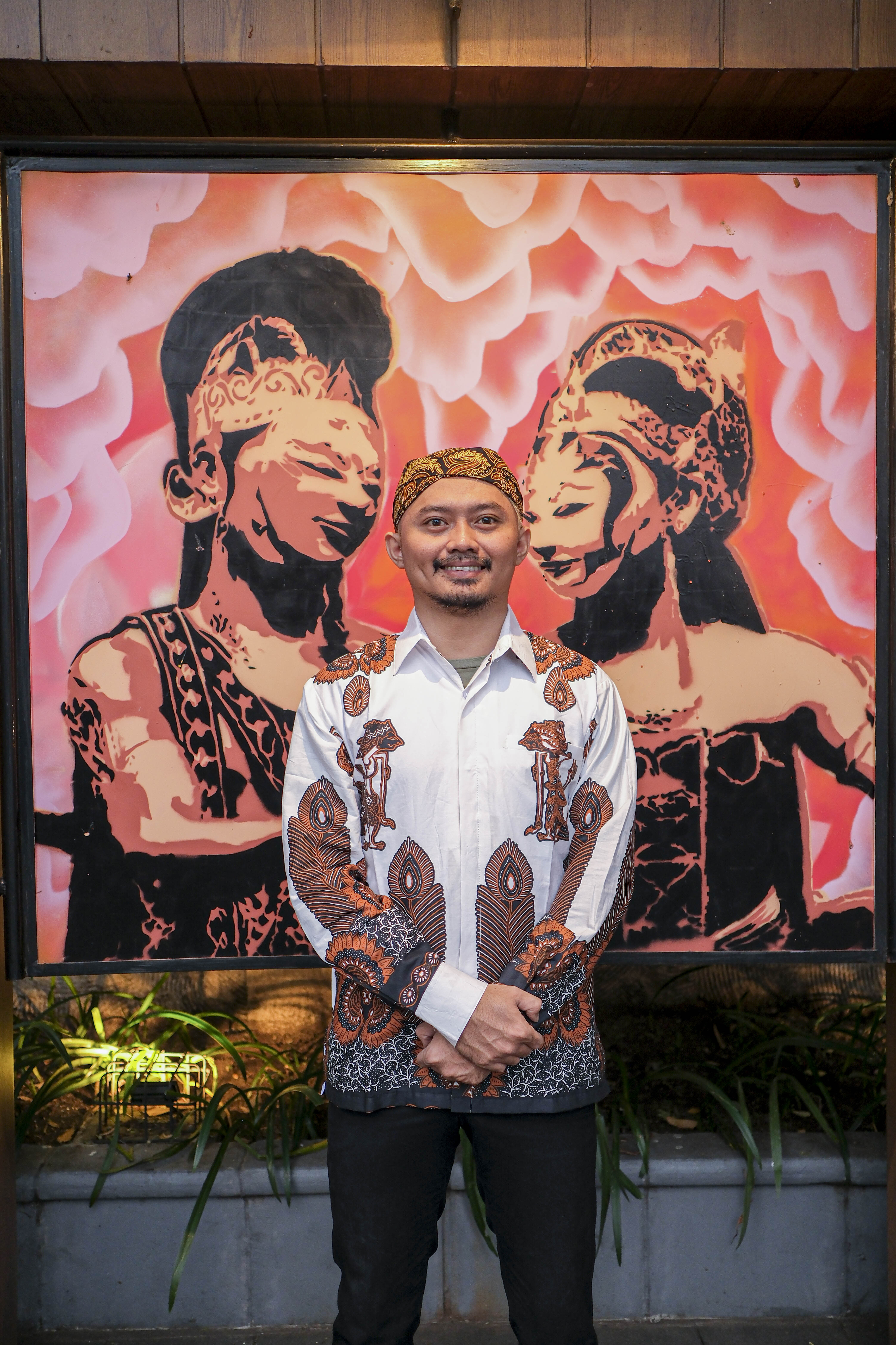 img-PANDAWA PUTIH Kemeja Batik Pria Solo Lengan Panjang Lapis Furing BY Mbahblangkonsolo-3