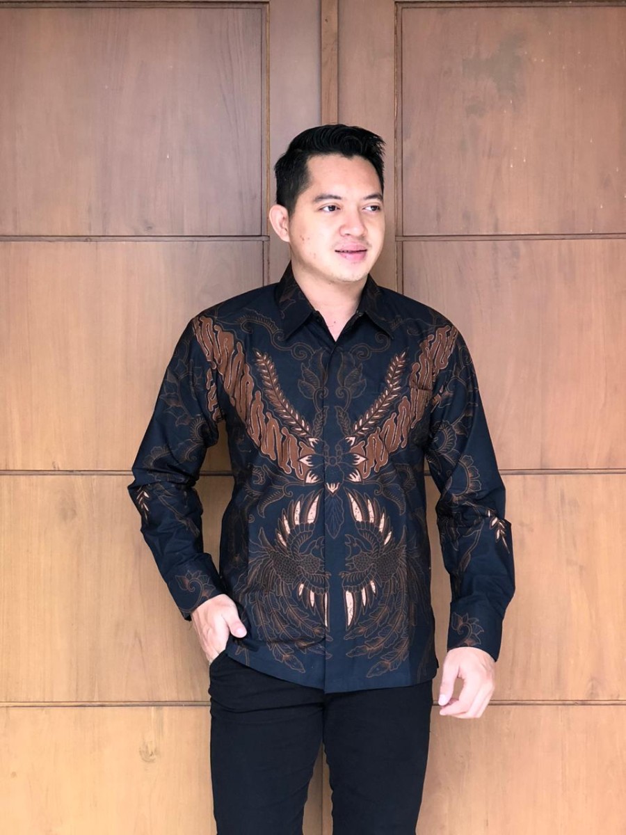 cover-NATANEGARA Kemeja Batik Pria Lengan Panjang Full Furing Katun Halus BY BATIKSOLOAMANAH-1