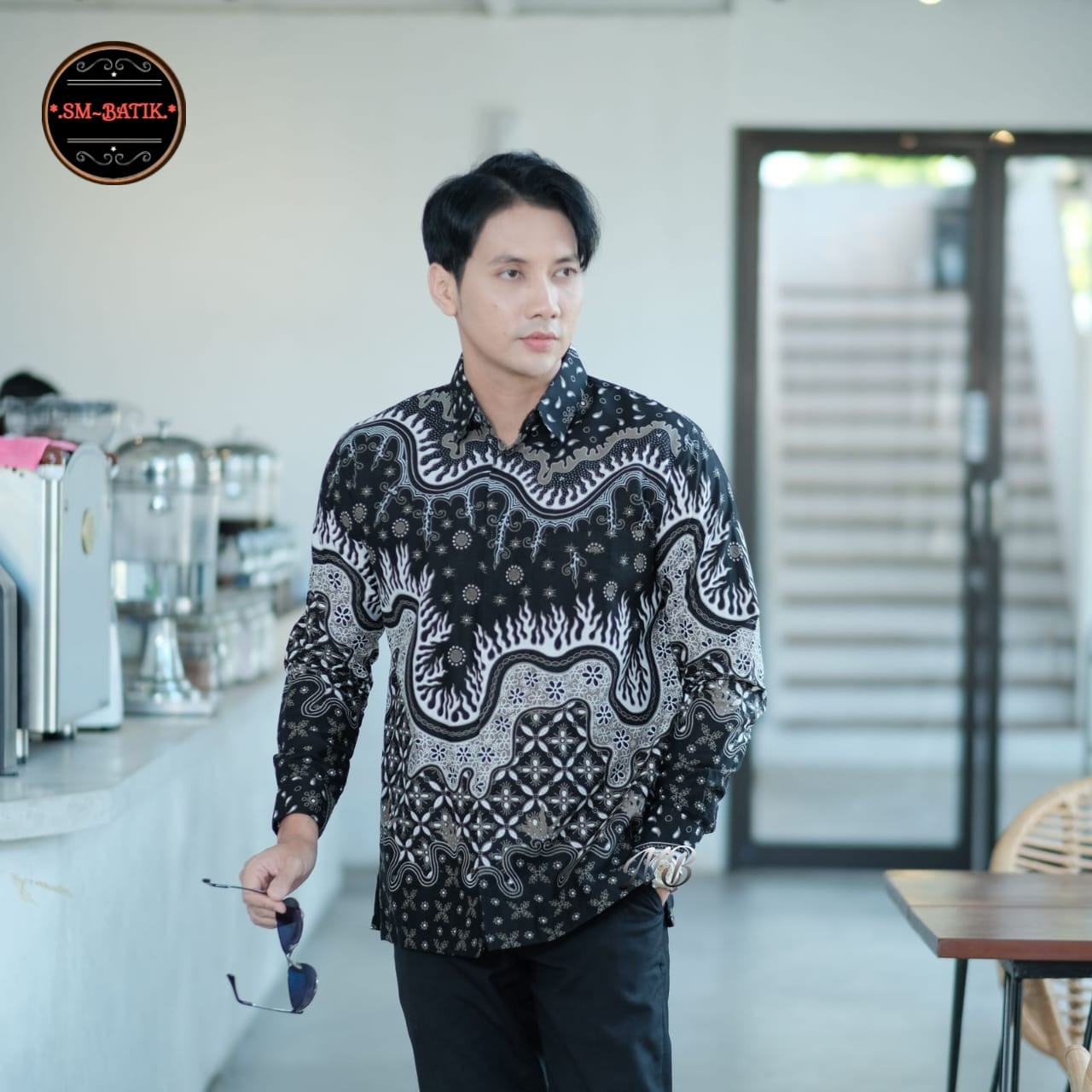 cover-WIRABUANA Kemeja Batik Pria Solo Lengan Panjang Lapis Furing BY SM-1