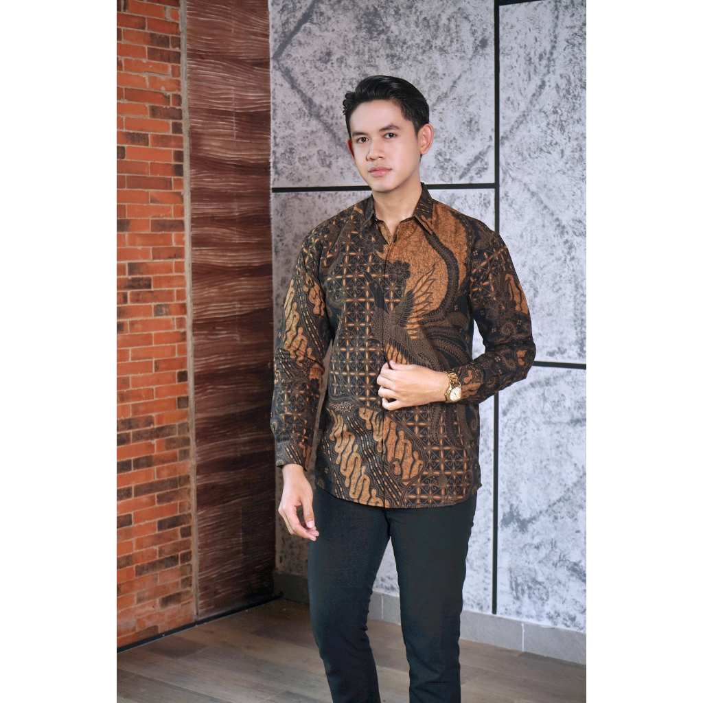 cover-TANJUNG HITAM Kemeja Batik Pria Solo Lengan Panjang Lapis Furing By BATIKSOLOAMANAH-1