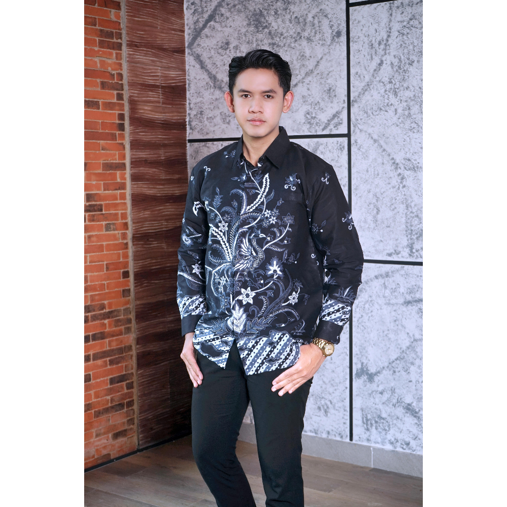 img-CENDRAWASIH BIRU Kemeja Batik Pria Solo Lengan Panjang Lapis Furing By BATIKSOLOAMANAH-2