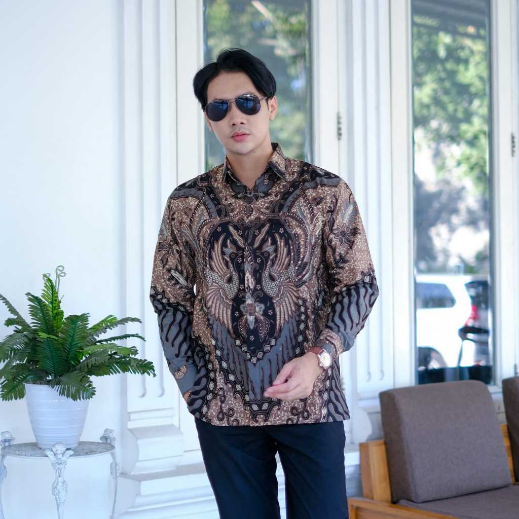 cover-PEKSI JAYANEGARA Kemeja Batik Pria Solo Lengan Panjang Lapis Furing By BATIKSOLOAMANAH-1