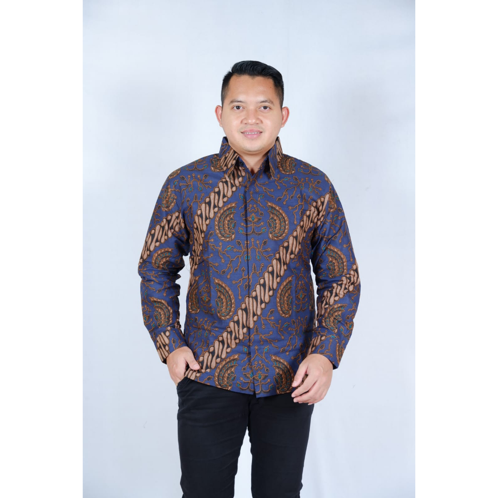 cover-PARAMARTA BIRU Kemeja Batik Pria Solo Lengan Panjang Lapis Furing By BATIKSOLOAMANAH-1