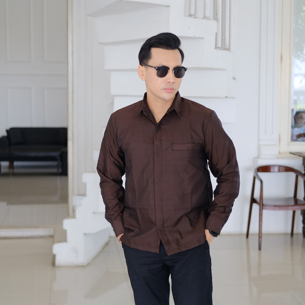 cover-COKLAT JEPARA Kemeja Batik Pria Solo Lengan Panjang Lapis Furing By BATIKSOLOAMANAH-1