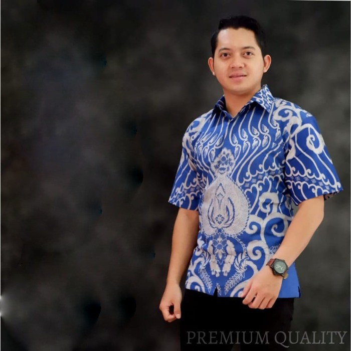cover-GURDO BIRU Kemeja Batik Pria Solo Lengan Pendek Lapis Furing By BATIKSOLOAMANAH-1