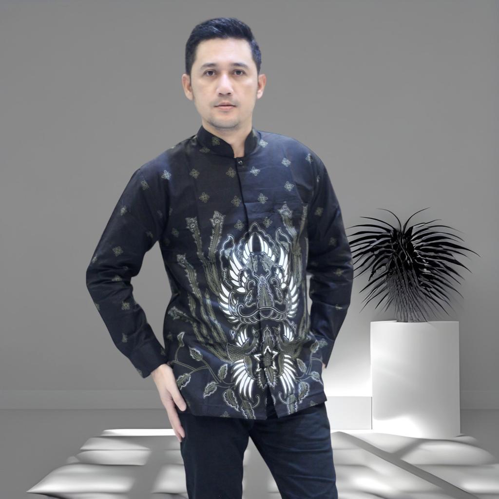 cover-KOKO AFTANA HITAM Kemeja Batik Pria Solo Lengan Panjang Lapis Furing By BATIKSOLOAMANAH-1