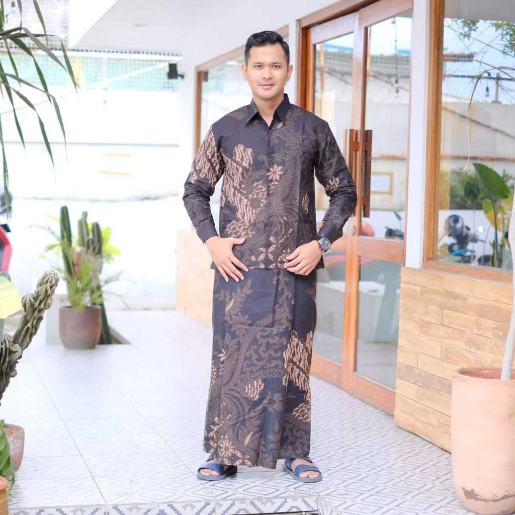cover-SARUNG BATIK SOLO PARANG LASEM BATIKSOLOAMANAH-1