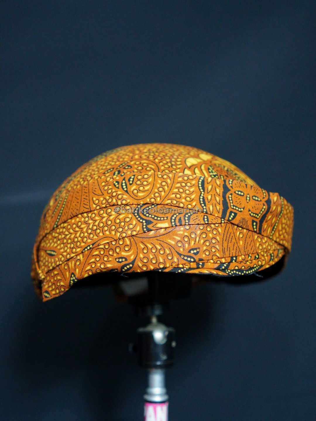 img-BLANGKON SOLO MOTIF WAHYU TUMURUN SOGAN-3